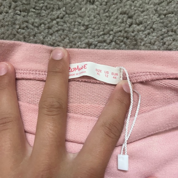 Pink crew neck - Picture 2 of 3